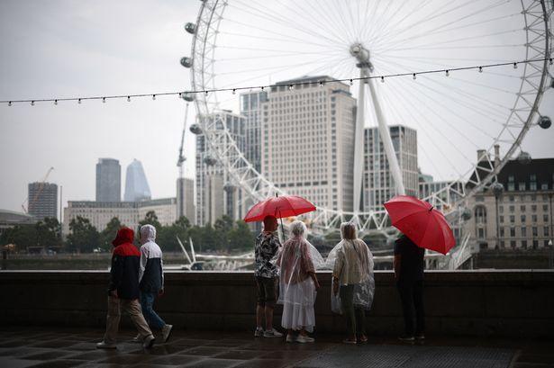 London Weather Alert: Brace for a 4 Day Deluge Following Recent Heatwave