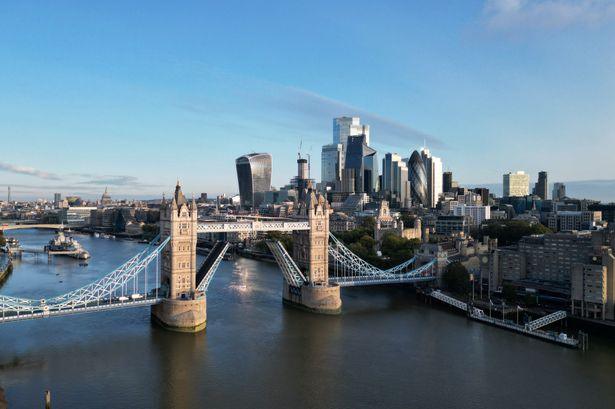 Police Close Tower Bridge to Traffic and Pedestrians Following Incident