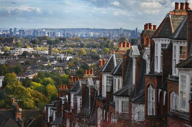 "From Neighbourly Bonds to Unmasking Truths: Our London Experience Revealed"