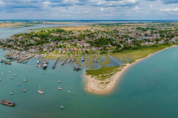 Discover the UK’s Hidden Gem: Island Just 2 Hours from London Perfect for Your Next Seaside Escape