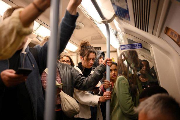 Generous Commuter Gives Seat to Pregnant Woman on Tube – You Won't Believe What Happens Next!