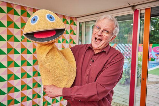 Beloved Rainbow Puppeteer and Voice Actor Ronnie Le Drew Passes Away at