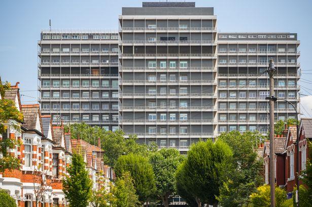 Patient at Charing Cross Hospital Suffers from Incorrect Insertion of Invasive Line