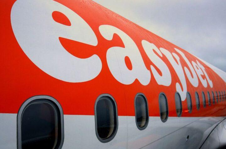 EasyJet Board Finalises £5.2 Billion Takeover Deal with Castlelake
