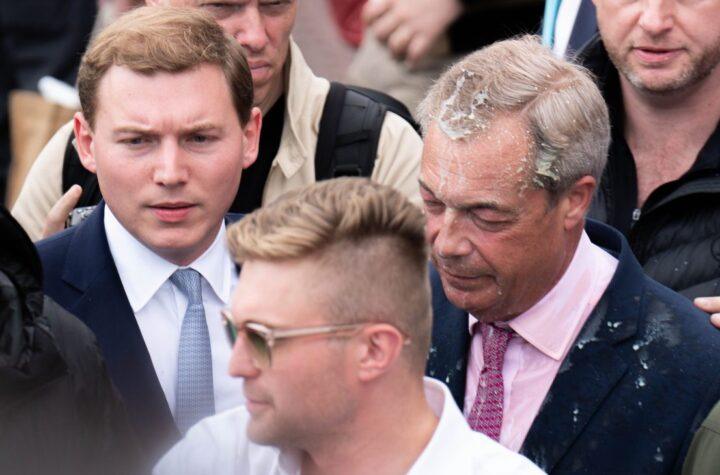 Farage Resigns to Contest By Election in 'People vs Establishment' Battle