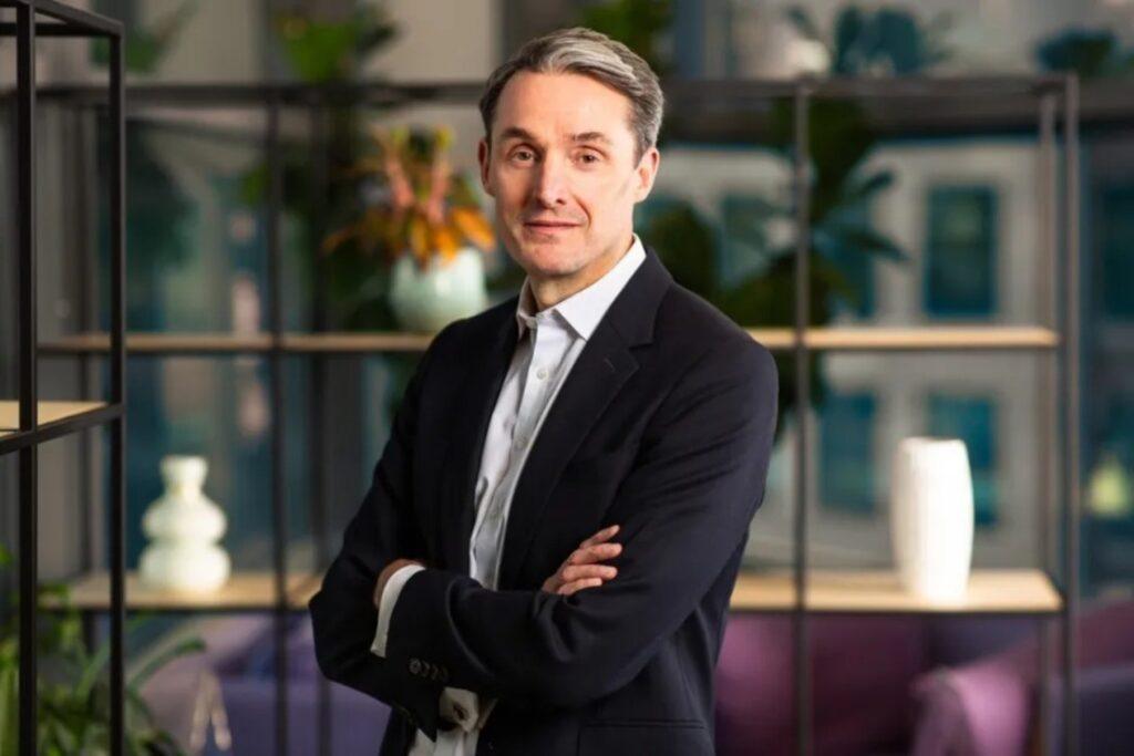 NatWest CEO Targeted in Latest AI Driven Social Media Scam in the City