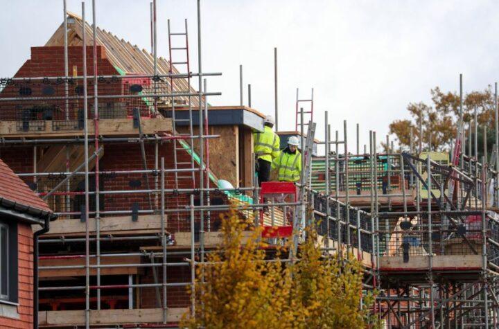 Vistry Reports £30 Million Loss, New CEO Confronts Challenging Market Conditions