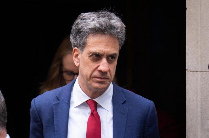 Miliband Declines Meeting with Motor Trade Body to Debate Zero Emissions Mandate