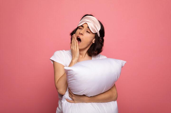 Tossing and Turning? Discover 12 Common Causes of Sleeplessness and Effective Solutions