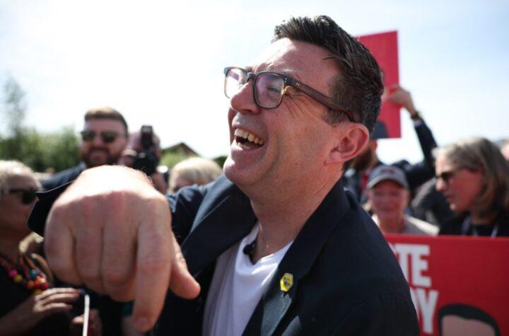 Burnham's Surge: PM Sees Popularity Rise at Farage's Cost