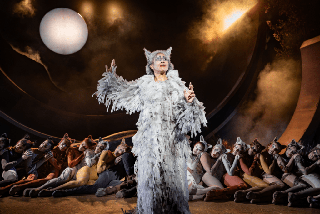 Cats Musical Review at Regent's Park: A Purr fectly Exquisite Nonsense Experience