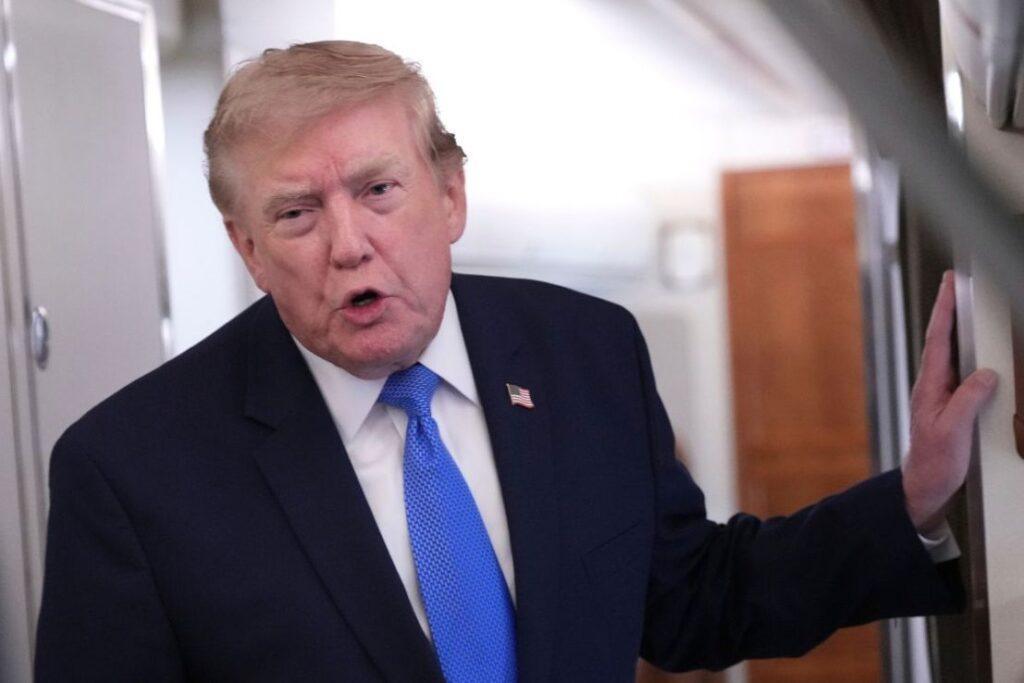 FTSE 100 Live Updates: Stocks Poised for Gains as Oil Prices Tumble Following Trump's 'Last Chance' Statement on Iran Peace