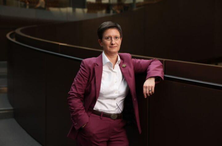 London Stock Exchange Declines: Julia Hoggett Remains Optimistic Amidst Challenges