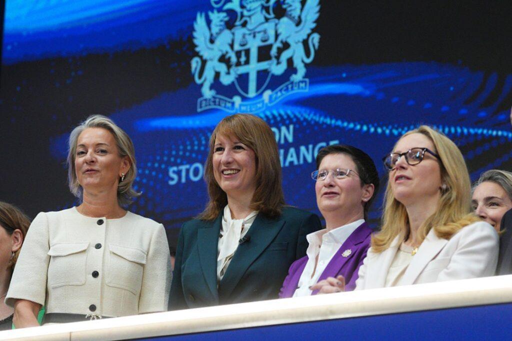 London Stock Exchange Chief Urges Transparency on Pension Fund Investments in Companies