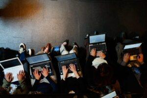 Discover Why AI Engineers in London Command Salaries Exceeding £360,000