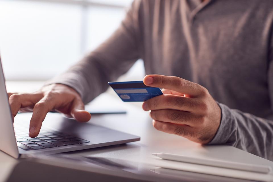 Trainline, Virgin Atlantic, and RED Driving School Under Scrutiny for Drip Pricing Practices