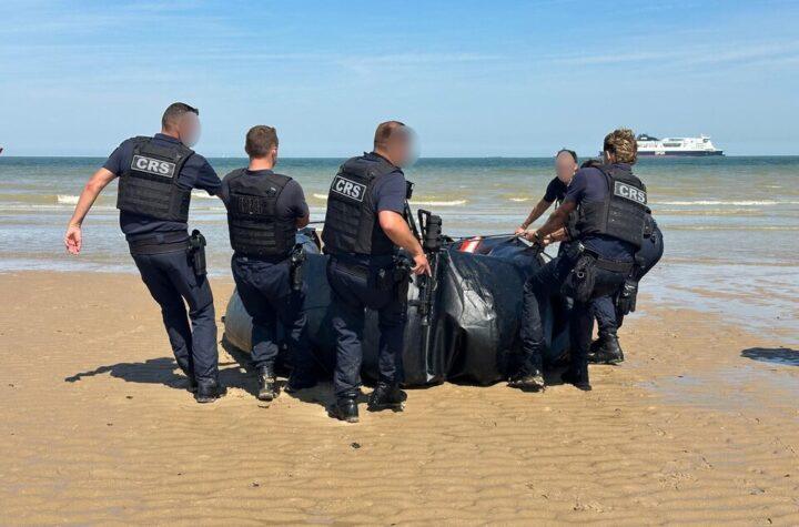 France Intercepts 185 Boats, Stopping 4,300 Migrants from Reaching UK Shores