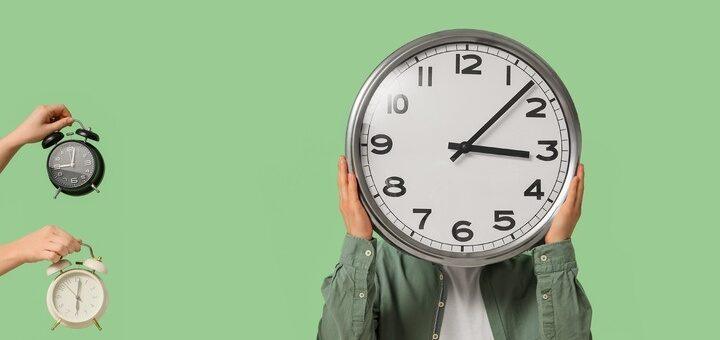 The Rise of Gratification Snoozing: Why This Viral Sleep Trend Might Be Leaving You More Exhausted