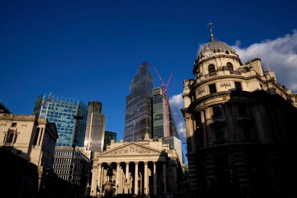 Business Confidence Soars to Two Year Peak as Budget Approaches