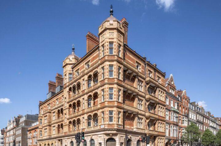Aristocratic Landowner Reaps Record Rents from Lifelong Health Empire