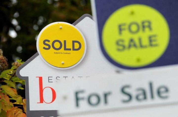 House Prices Struggle to Rise in a 'Subdued' Property Market: What Buyers Need to Know