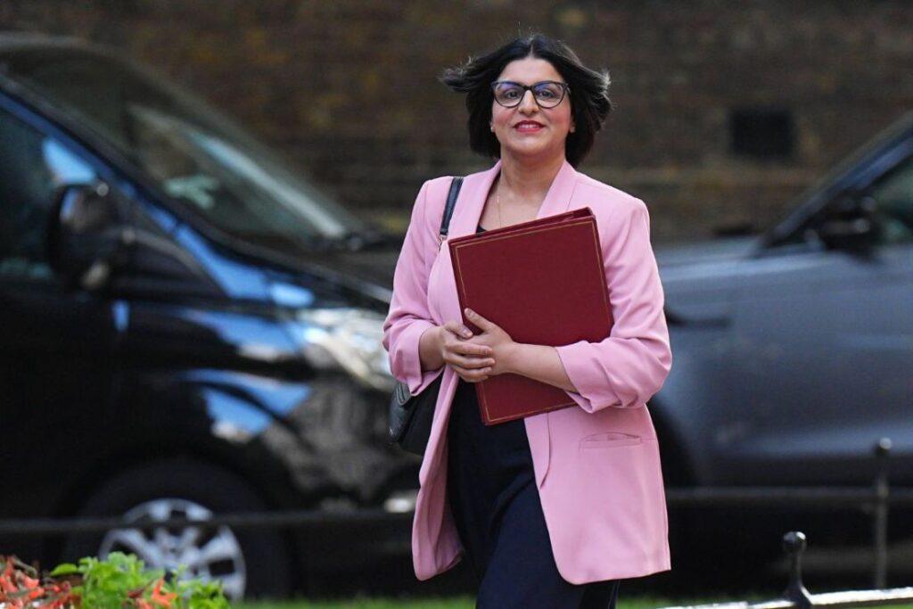 Home Secretary's Donor Faces Reprimand from Accountancy Regulator