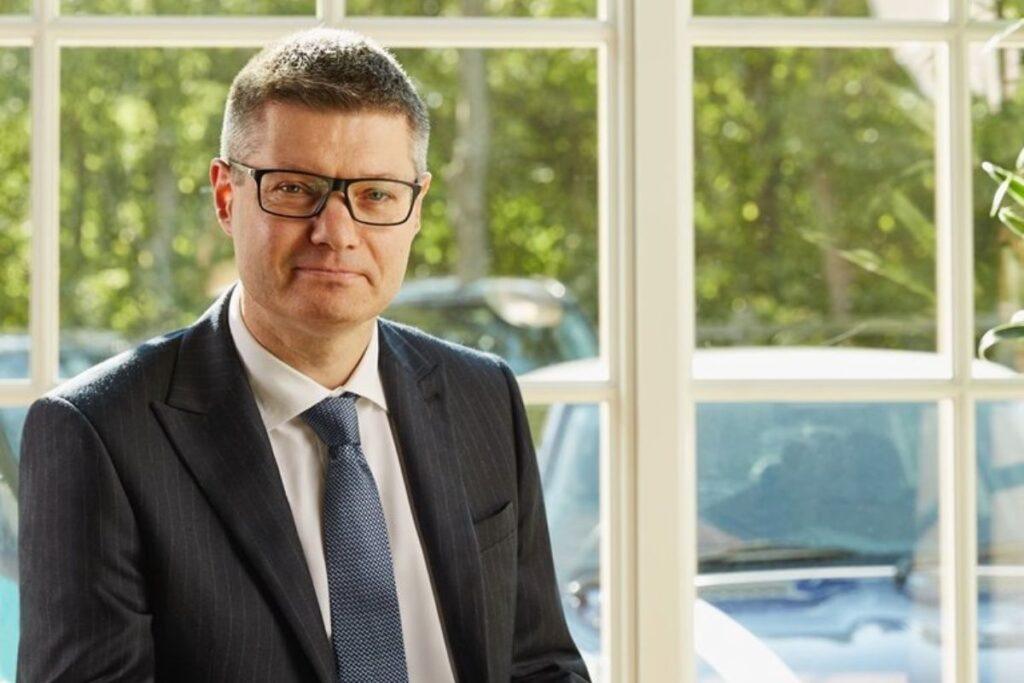 New CEO Wolfson Advises Healey: 'Crisis Recovery Requires Strategy, Not Just Spending'