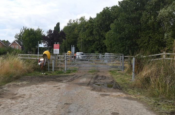 Close Call at Hopperton Old Station Level Crossing: Safety Concerns Raised