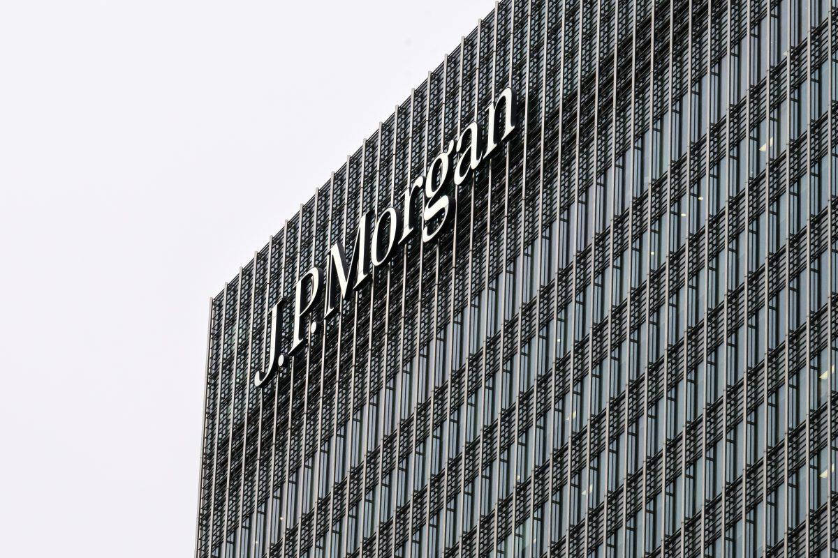 JP Morgan's London tower plans face tax hike threat