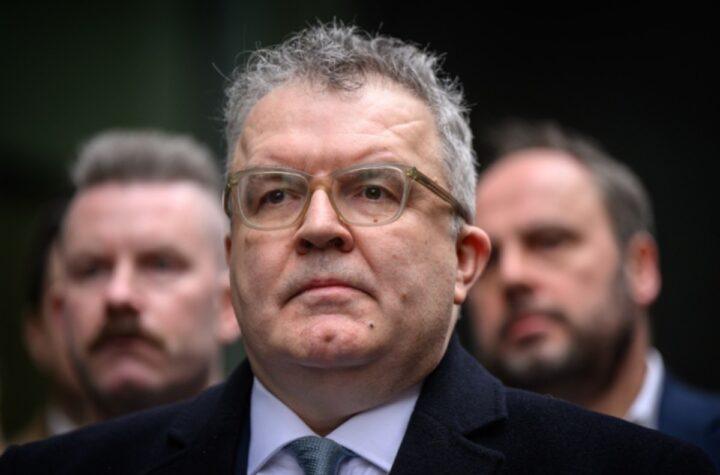 Palantir's Tom Watson Cautions Labour on the Dangers of 'Mob Rule' in Procurement Decisions