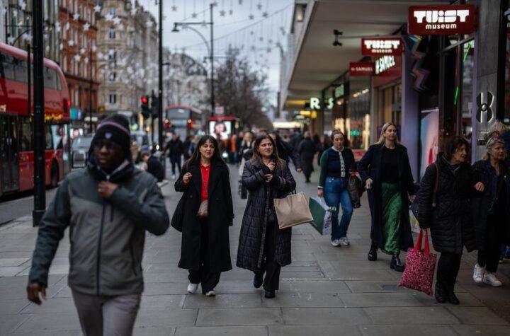 Retailers Experience Significant Drop in Footfall Amidst Changing Shopping Trends