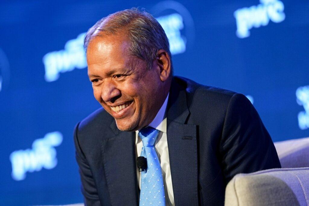 Barclays Poised for Investment Banking Growth Amid Venkat's Strategic Overhaul