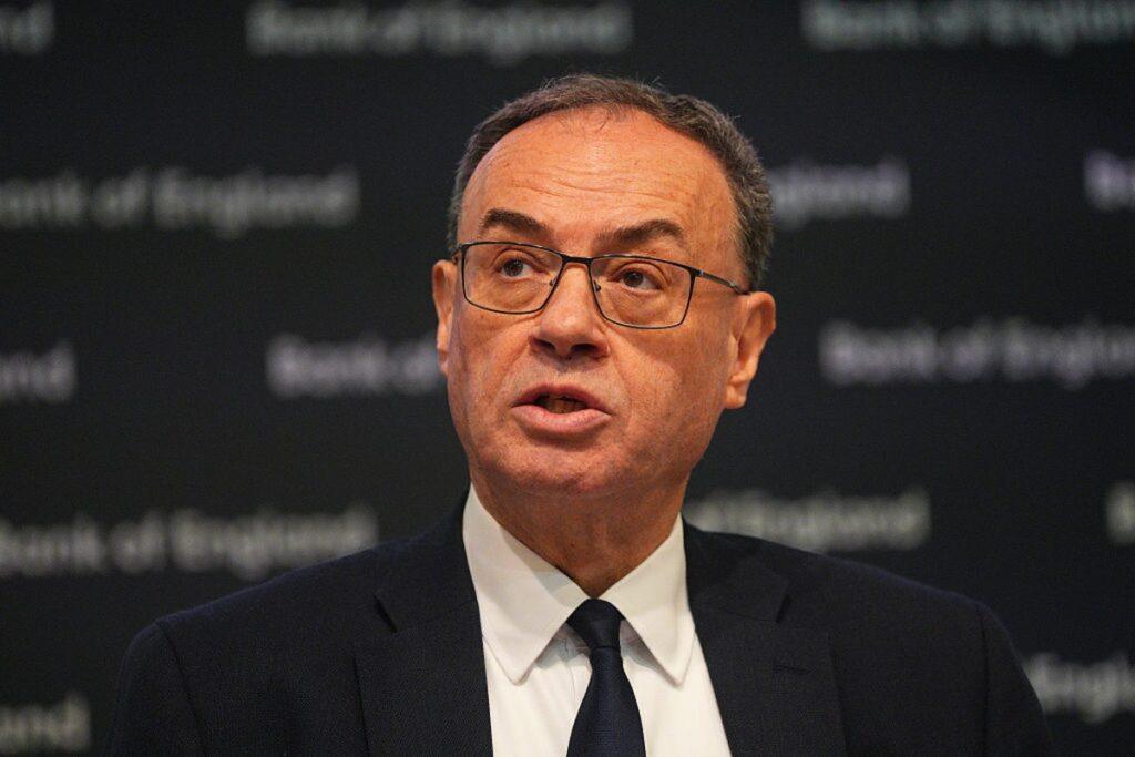 Bailey Urges Governments to Take Action in Tackling Inflation Challenges