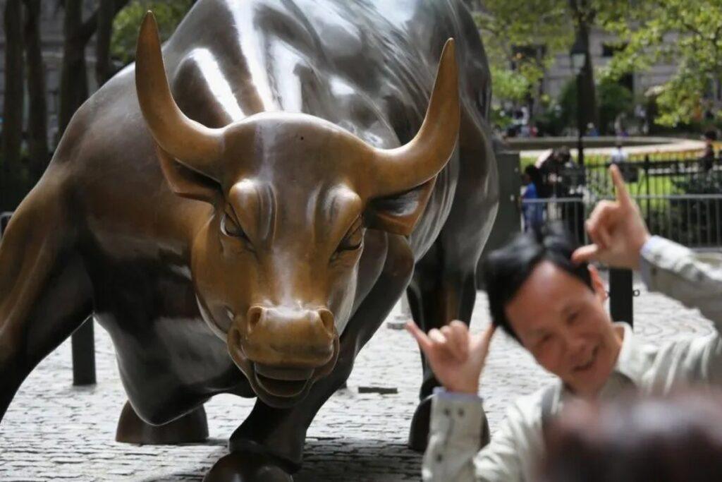 Wall Street Banks Achieve Impressive £22 Billion Trading Windfall Is This the Peak?