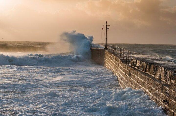 Storm Austen Approaches: Only 1 in 8 Brits Fully Prepared for Winter Weather Challenges